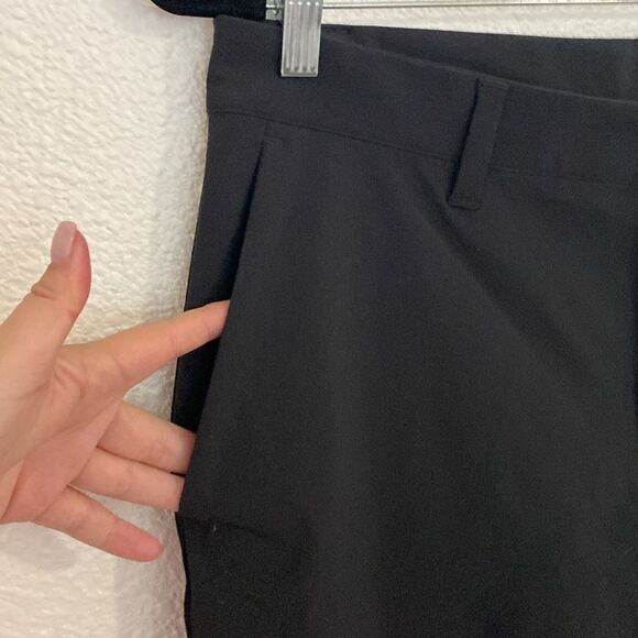 NWT- ADIDAS- 32” Nylon golf shorts-Size 32 - Picture 2 of 11